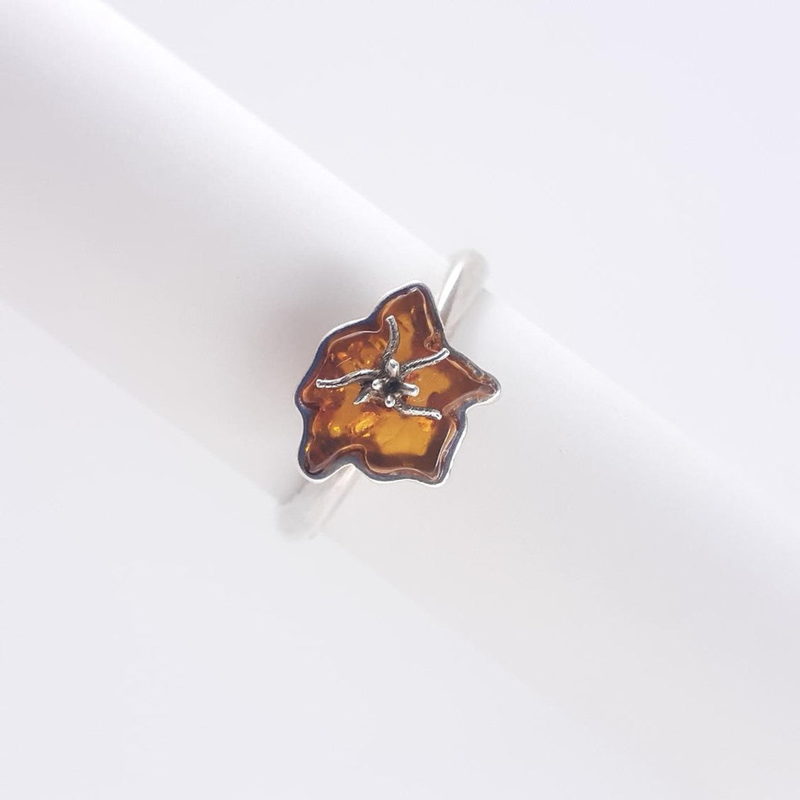 ANILLO FLOWER Y PLATA