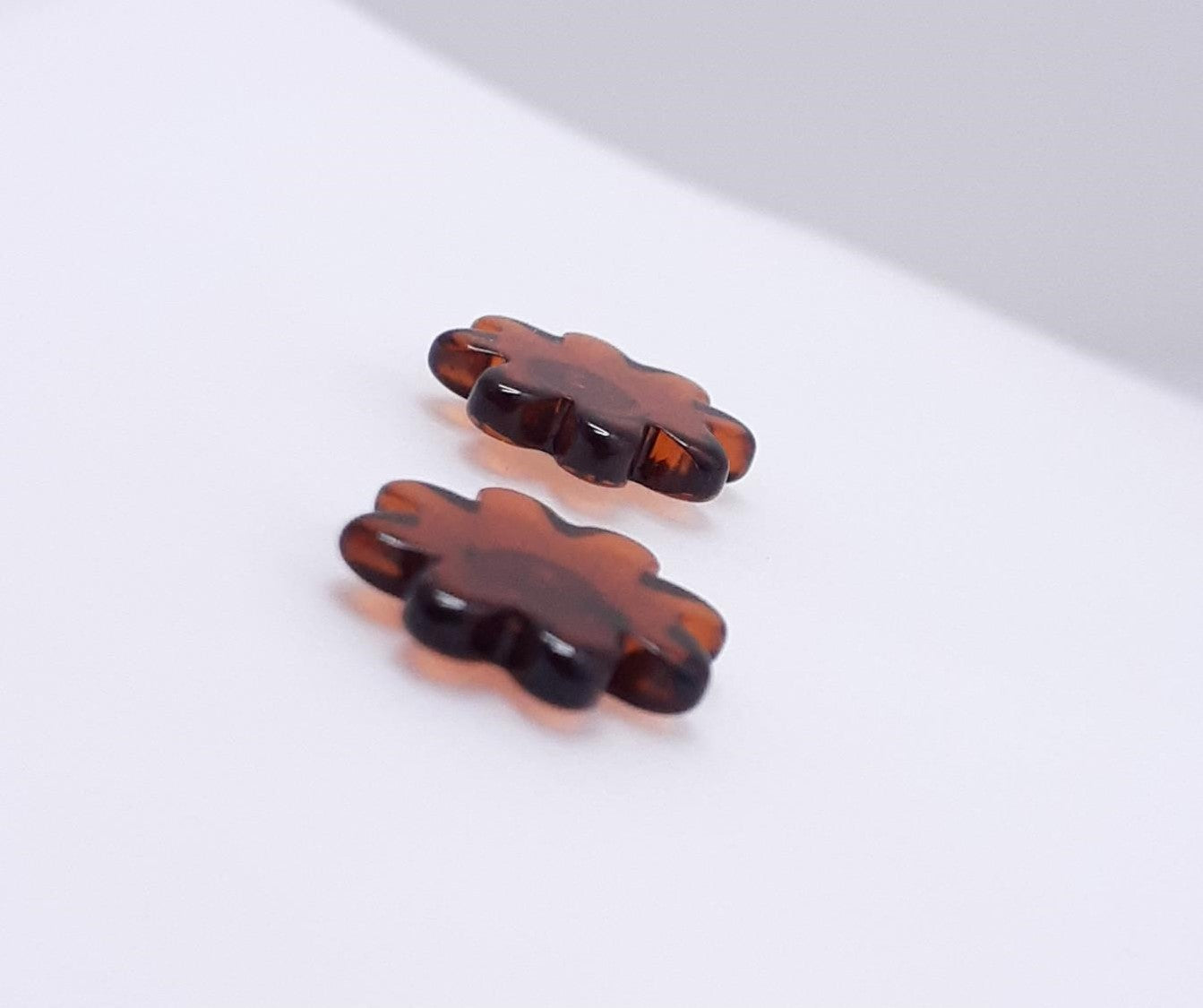 ARETES LILA
