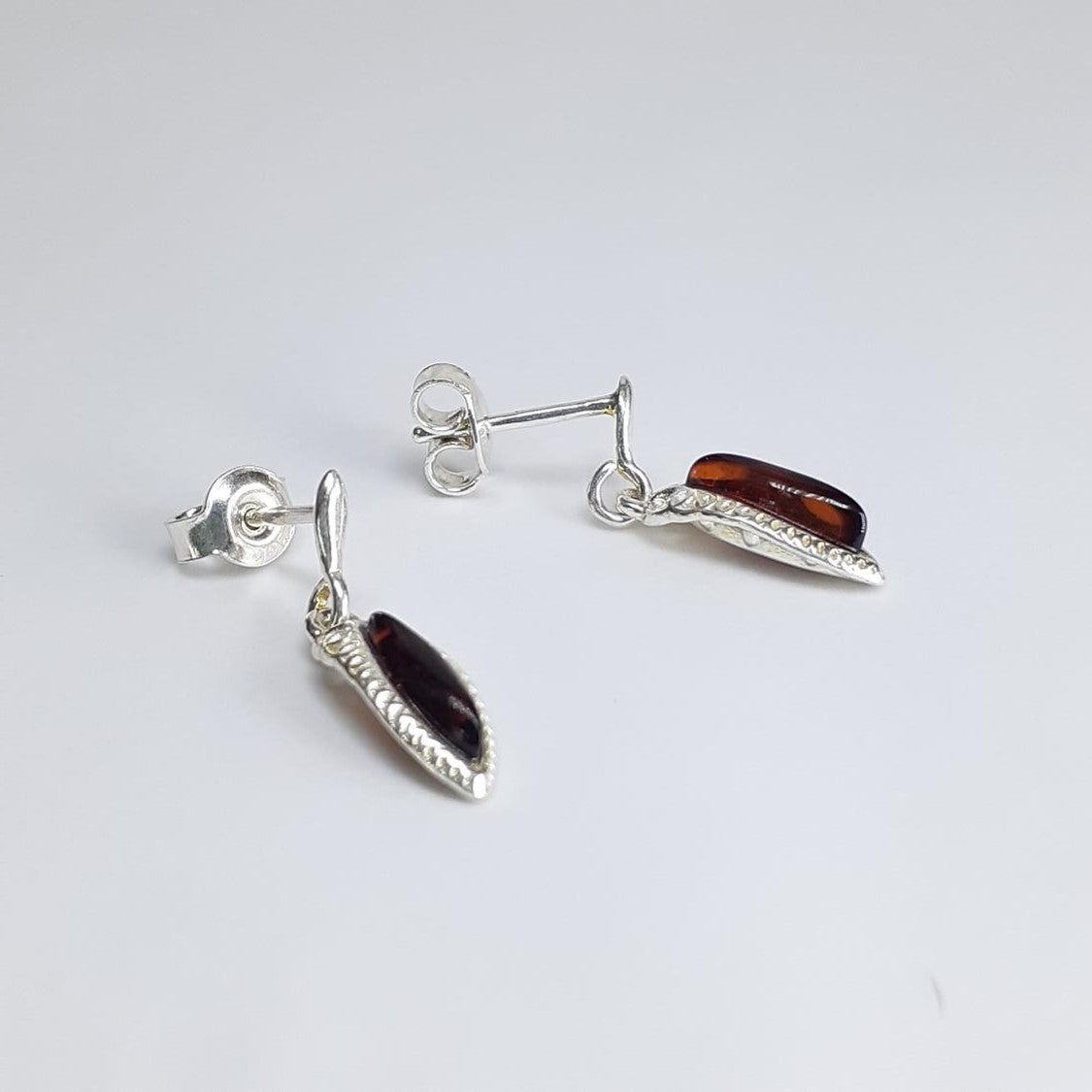 ARETES MELISSA