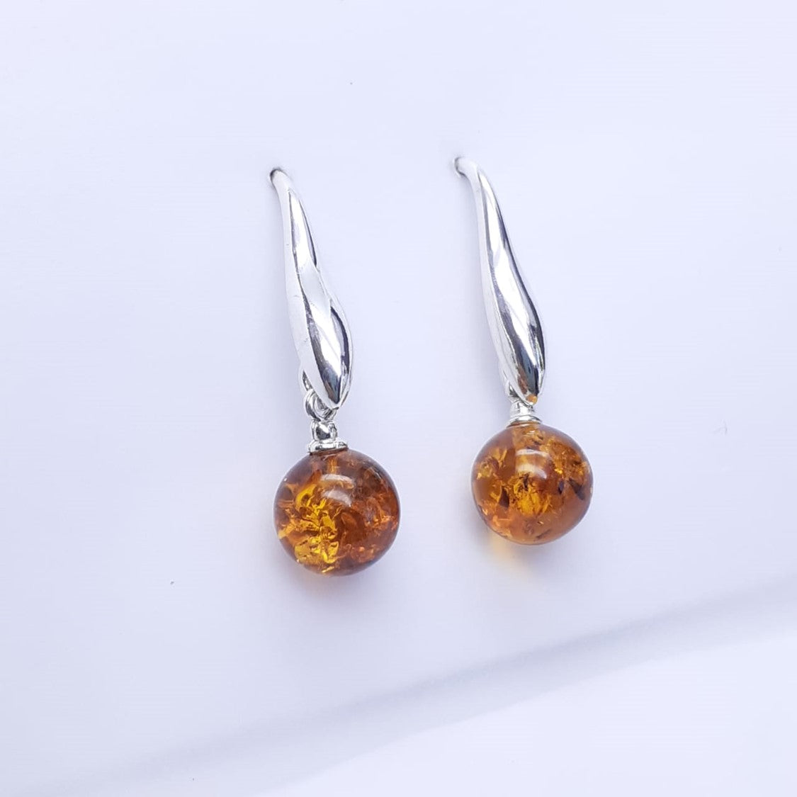 ARETES MILOS