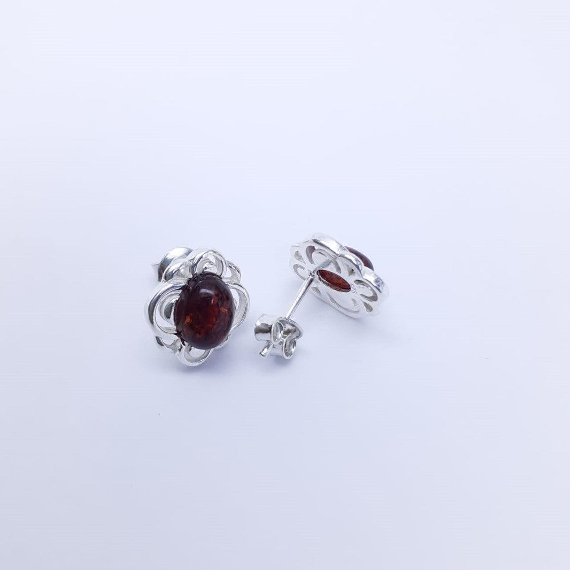 ARETES EMMA