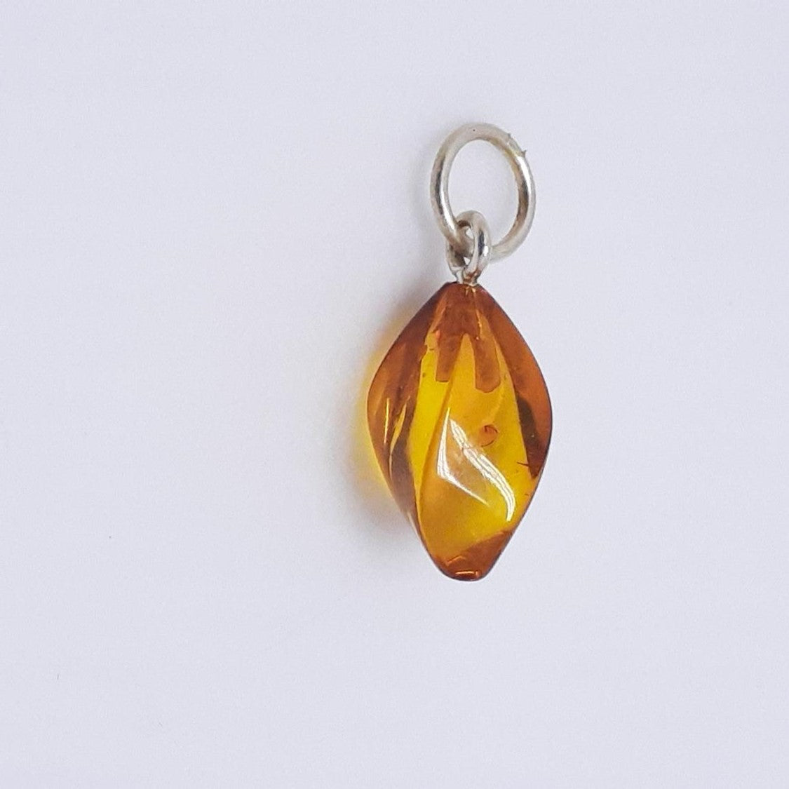 DIJE AMORFO