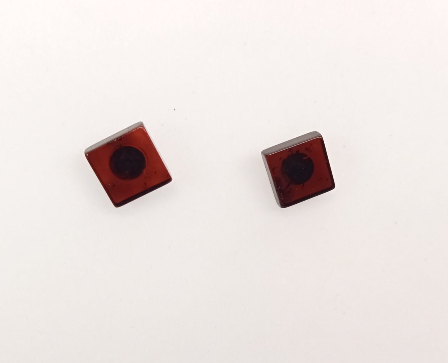 ARETES CUADRO