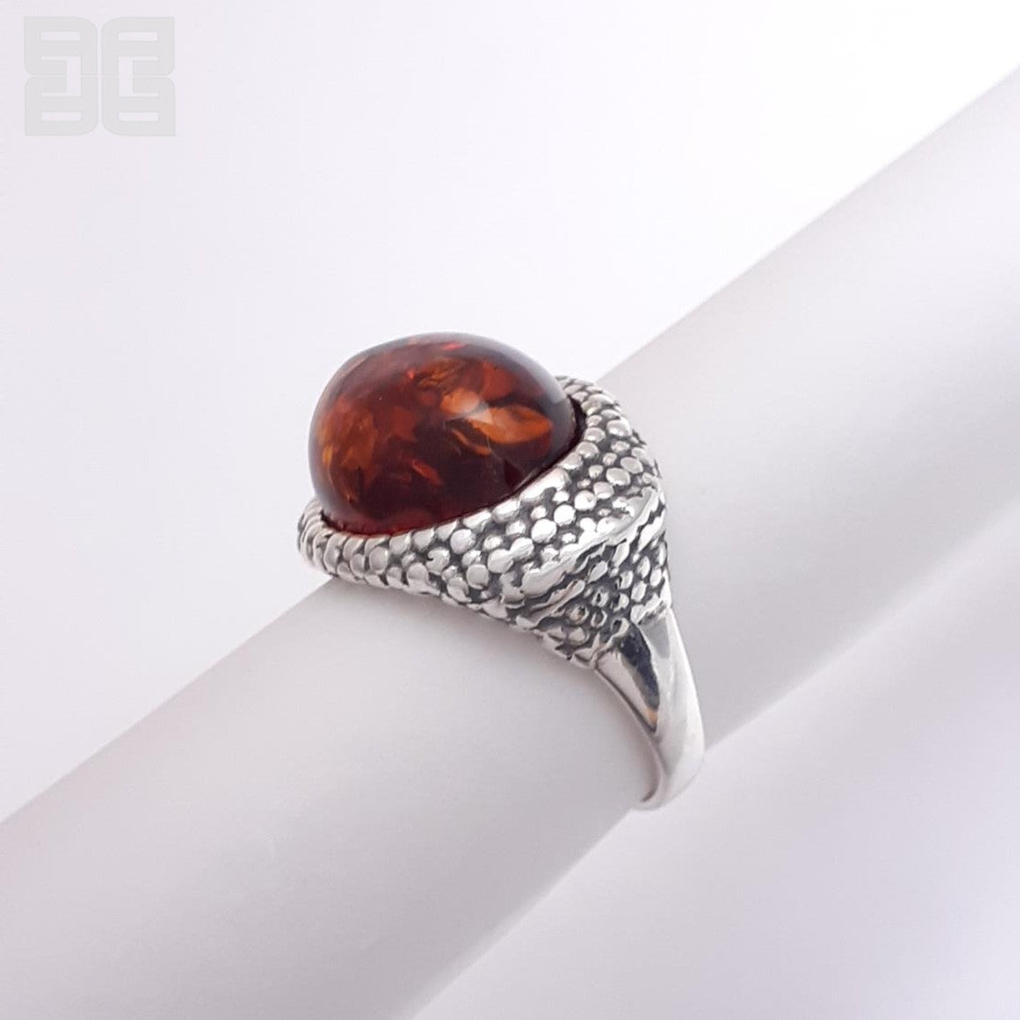 ANILLO MIKI