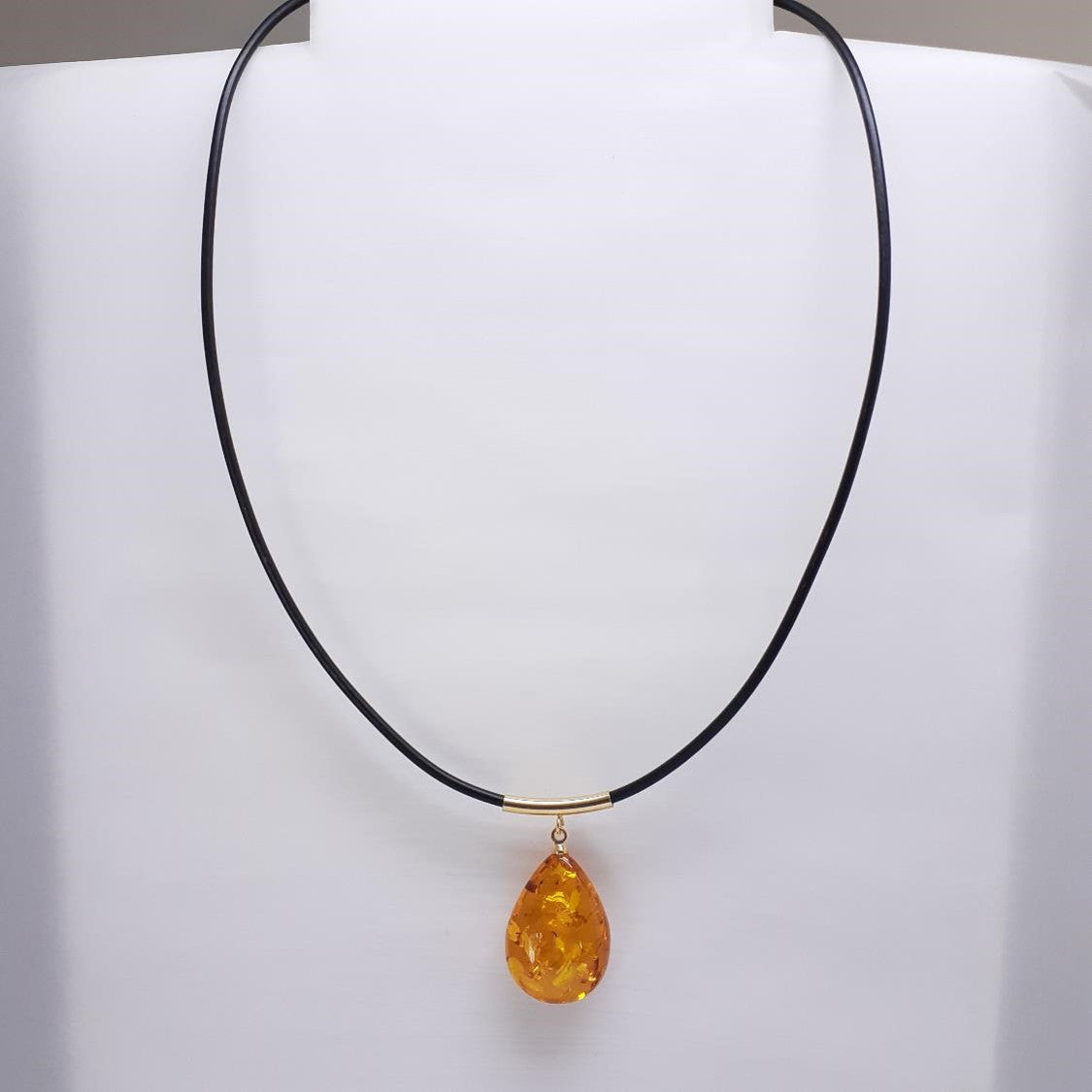 COLLAR ANIA